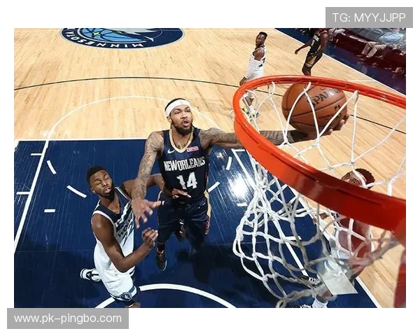 布克挡拆单打占比提升，投篮效率胜上赛季